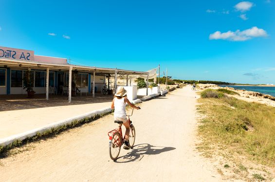 Cycle around the island