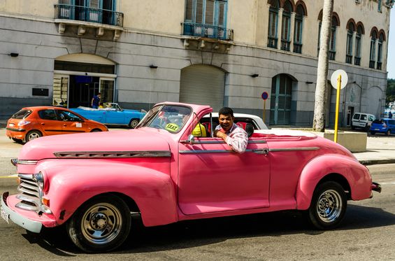 Visit Havana in a vintage American car