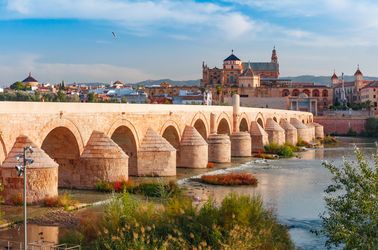 La Grande Mosquée Mezquita et la Cathédrale à Cordoba 