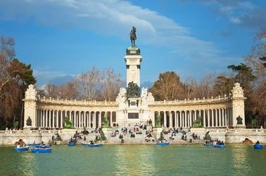 Huertas, 
Paseo del Prado