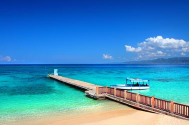 La plage de Doctor’s Cave  