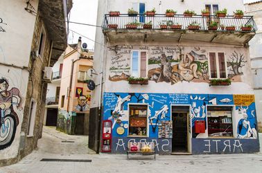 Les maisons peintes d'Orgosolo