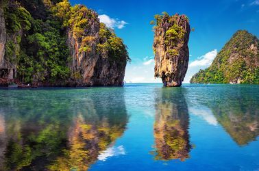 Khao Phing Kan, populairement appelée James Bond Island 